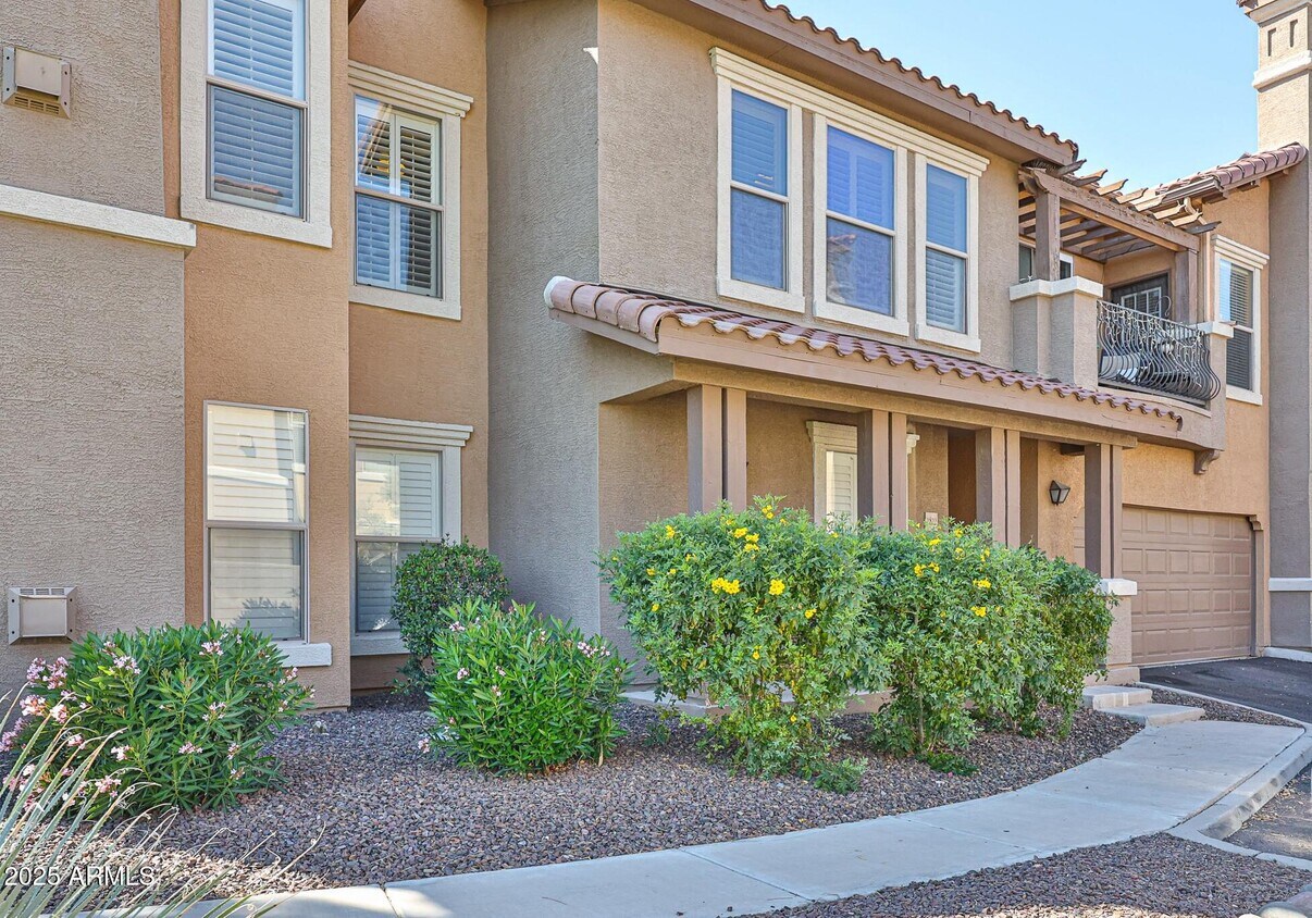 Primary Photo - 14250 W Wigwam Blvd