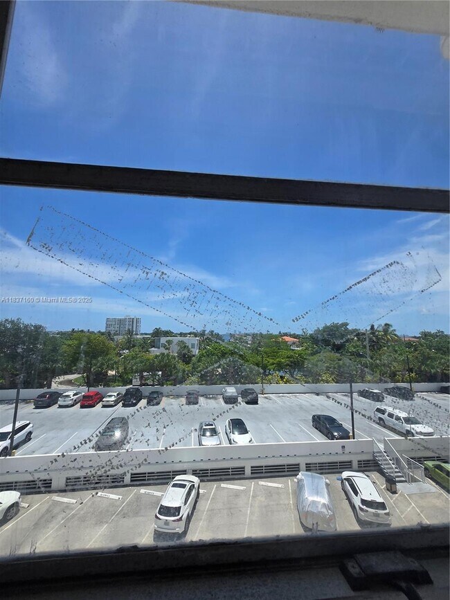 Foto del edificio - 2100 Sans Souci Blvd