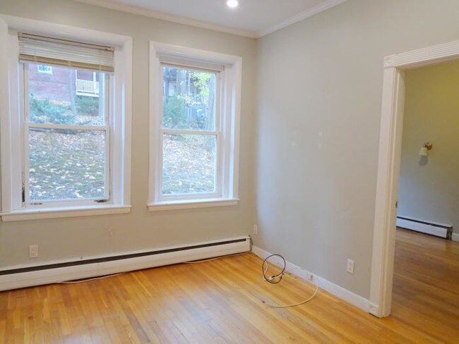 Building Photo - 1 bedroom in Brookline MA 02445