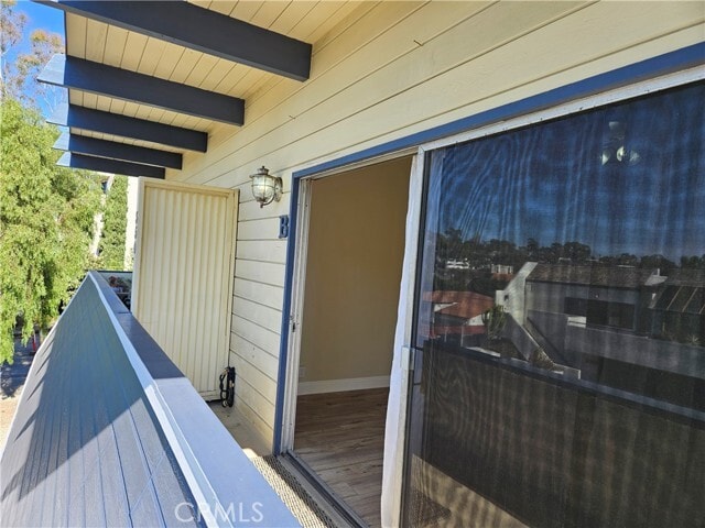 Building Photo - 350 Loma Terrace
