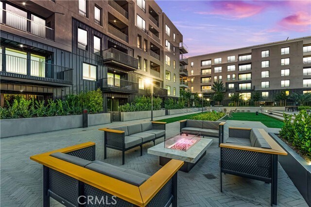 Building Photo - 4207 Rivington