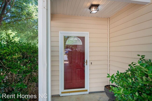 Foto del edificio - 3 br, 2.5 bath House - 1024 Goldmist Lane
