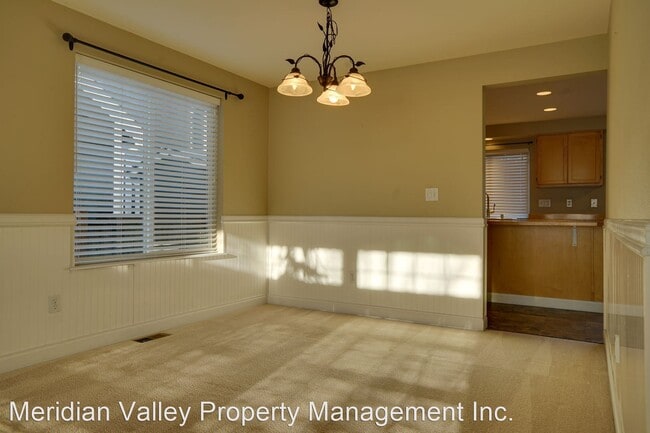 Building Photo - 4 br, 2.5 bath House - 22512 SE 277th Pl