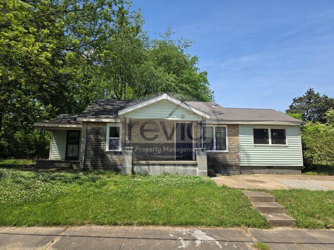 Building Photo - 3 Bedroom 1 Bath Home!!