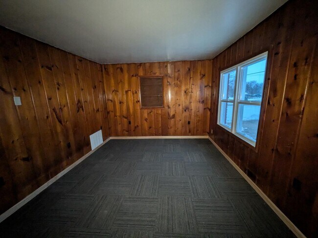 Foto del edificio - 1005 S Pittenger Rd