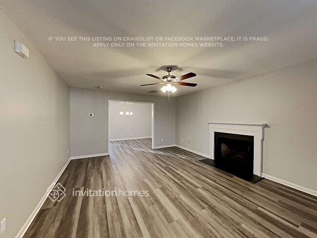 Foto del edificio - 904 Grass Hollow Ct