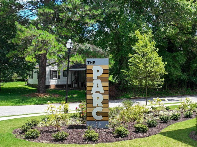 Foto del edificio - 1639 Eastland Rd SE