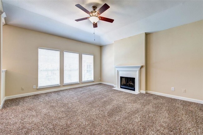 Building Photo - 15815 Memorial Dr
