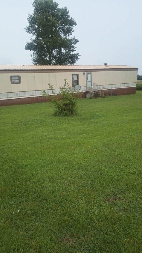 Building Photo - 25315 Whiteman Rd