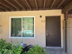 Building Photo - 778 La Tierra St