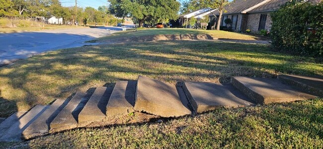 Foto del edificio - 1200 E Franklin St