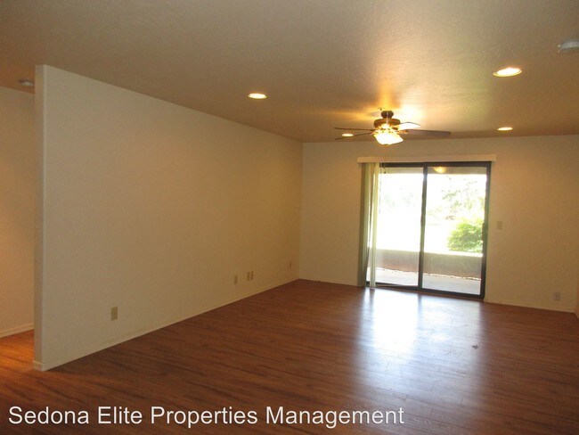 Building Photo - 75 Chaparral Dr