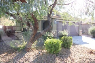 Building Photo - 2767 E Mews Rd