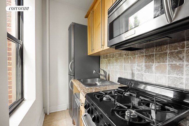 Foto del edificio - 333 4th St