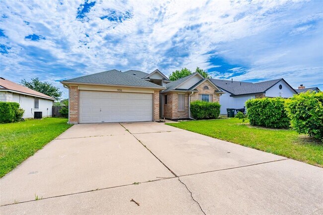 Building Photo - 906 Moon Glow Dr