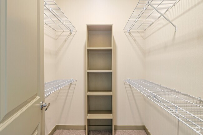 Estudio, 1BA - 557SF - Armario - Woodview