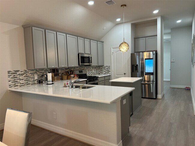 Foto del edificio - 15515 Sailpoint Ln