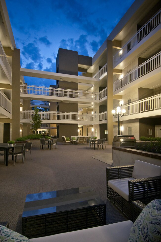 Foto del edificio - 1325 Park Ave SW