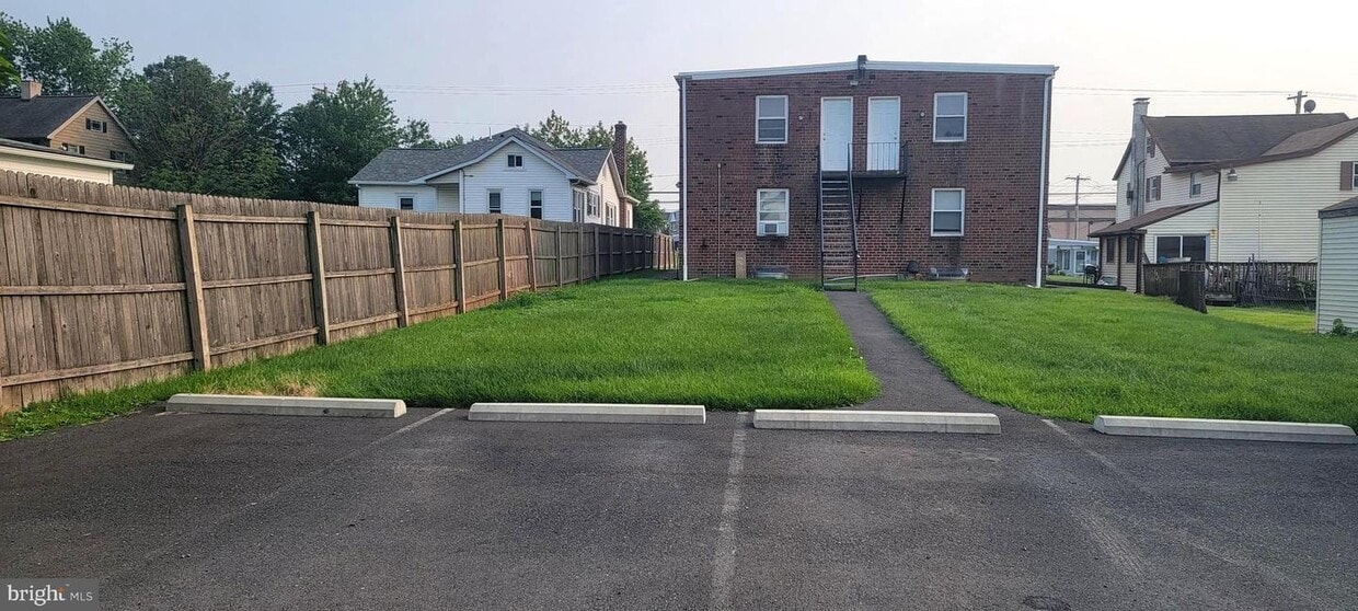 35 E Hancock St, Lansdale, PA 19446 House for Rent in Lansdale, PA