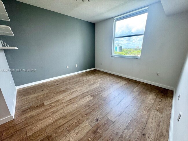 Foto del edificio - 1723 SW 2nd Ave