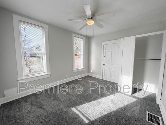 Building Photo - 141 N Home Ave