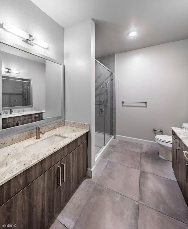 Foto del edificio - 1 br, 1 bath Condo - 2144 N I-35 Frontage Rd.