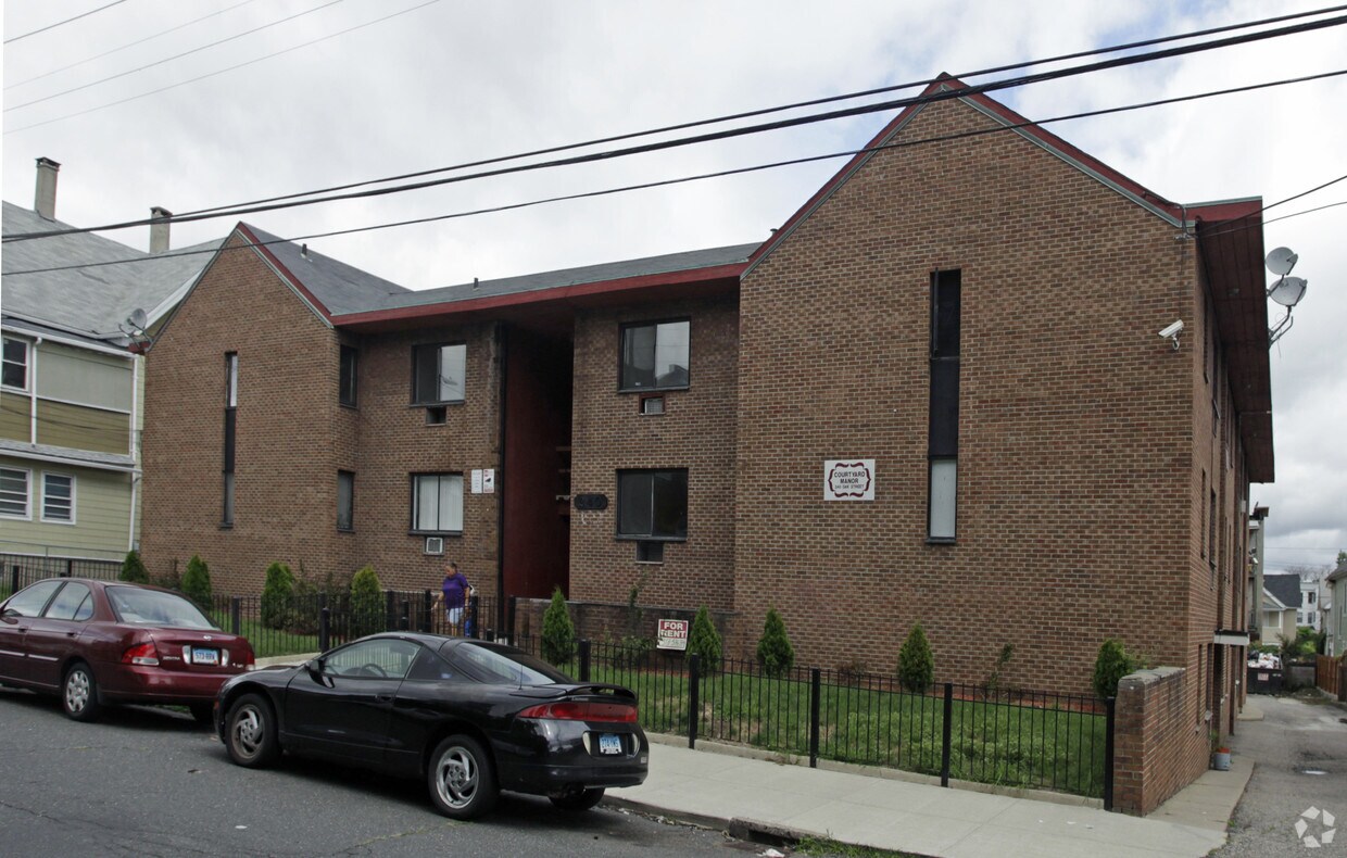Foto principal - 240 Oak St