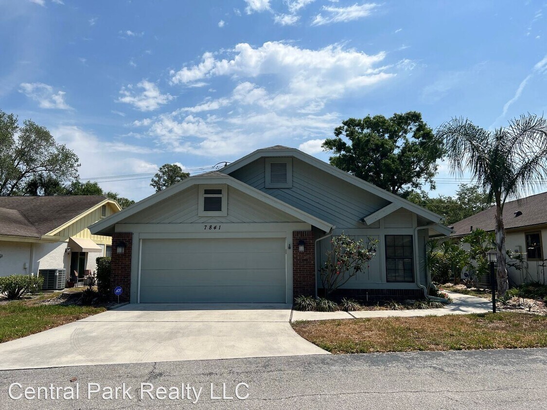 Primary Photo - 3 br, 2 bath House - 7841 Pine Trace Dr