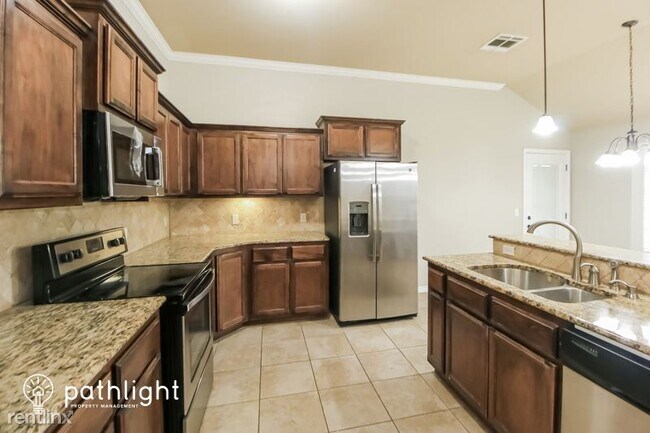 Foto del edificio - 4 br, 2 bath House - 620 Apple Tree Lane UNIT