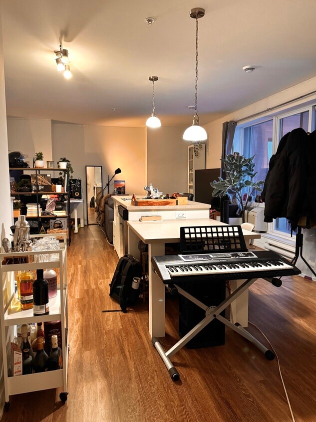 Main space - 4974 Pl De La Savane