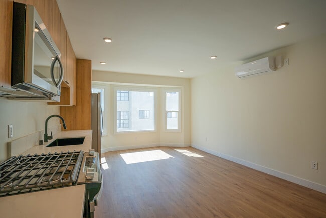 Foto del edificio - 1036 Westmoreland Ave