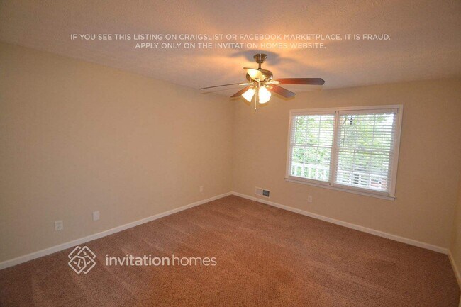 Foto del edificio - 3335 Revere Cir