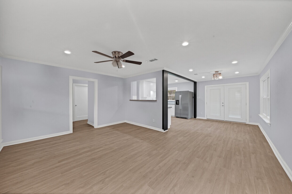 2601 S Houston Dr, La Marque, TX 77568 House Rental in La Marque, TX