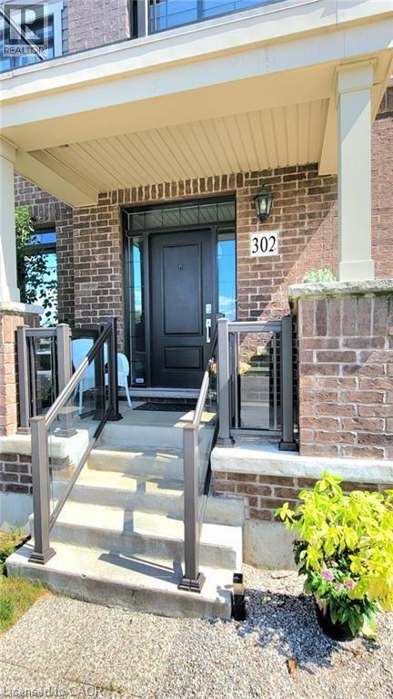 Photo du bâtiment - 302 Hunter Rd