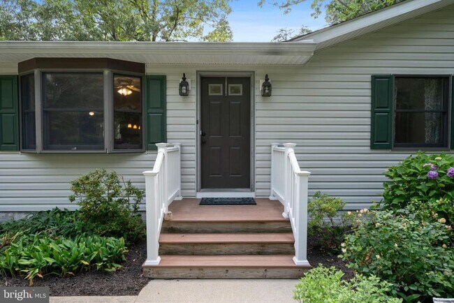 Foto del edificio - 44604 Smiths Nursery Rd