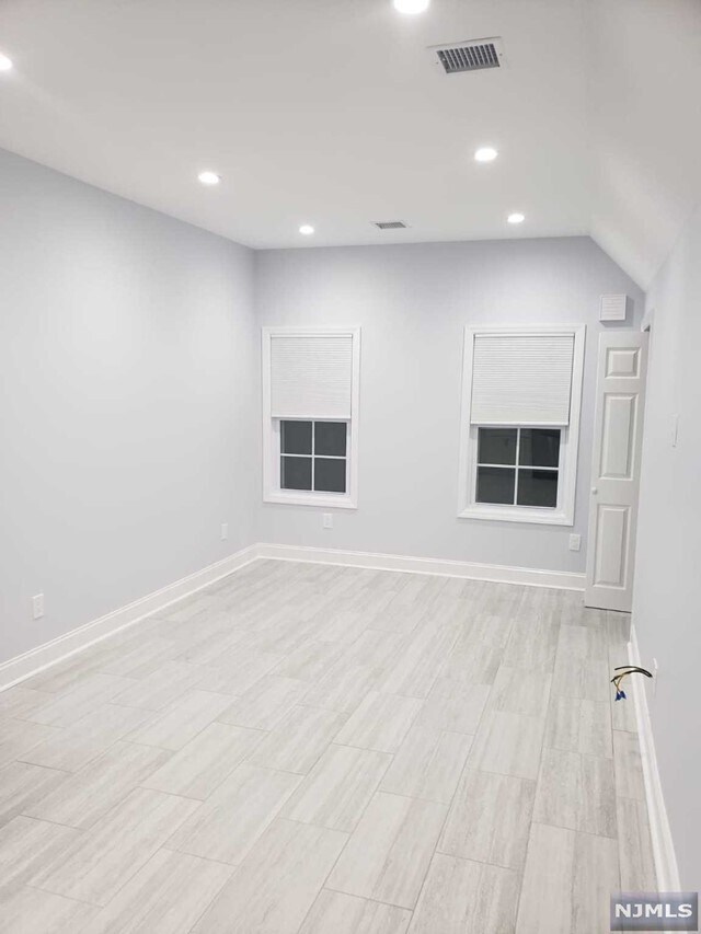 Foto del edificio - 178 Hillside Ave