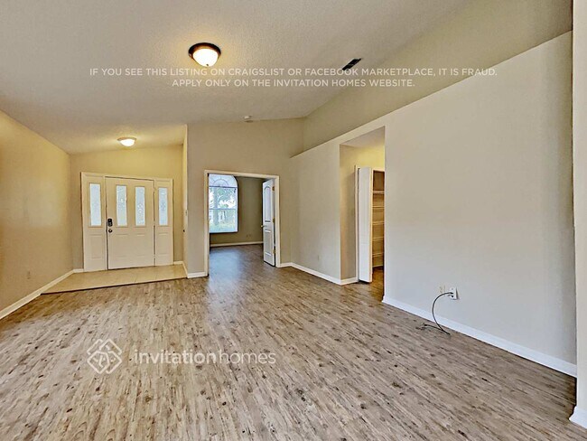 Foto del edificio - 124 Sandhill Crane Run