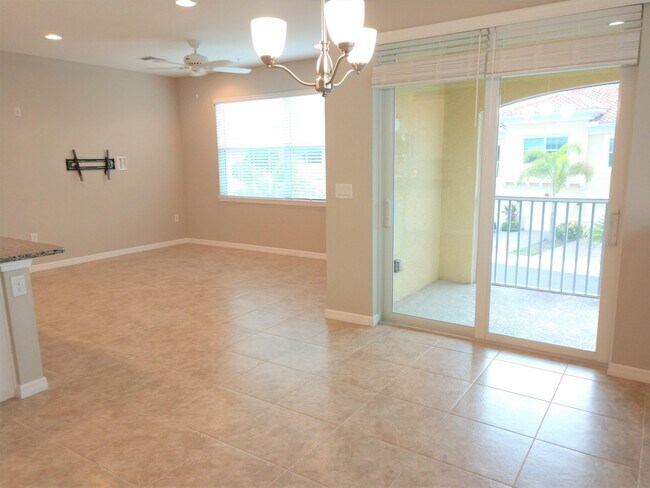 Foto del edificio - Impressive Annual Unfurnished Condo with C...