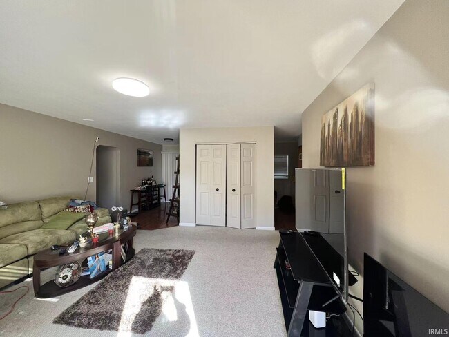 Building Photo - 4111 E Deckard Dr