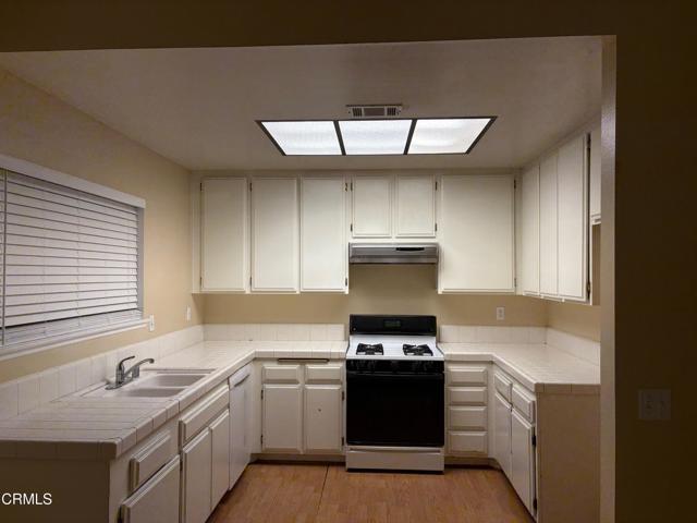 Foto del edificio - 4736 Talmadge Rd