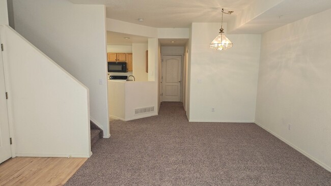 Building Photo - 3263 Apogee View