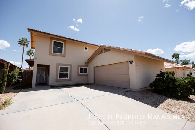Building Photo - 1421 W Camino Ct