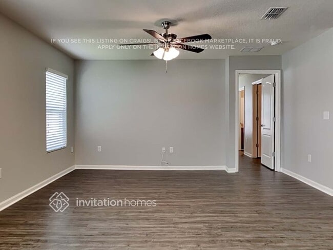 Building Photo - 3348 Canyon Falls Dr