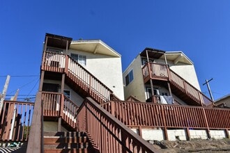 Building Photo - 3818-3820 Z St