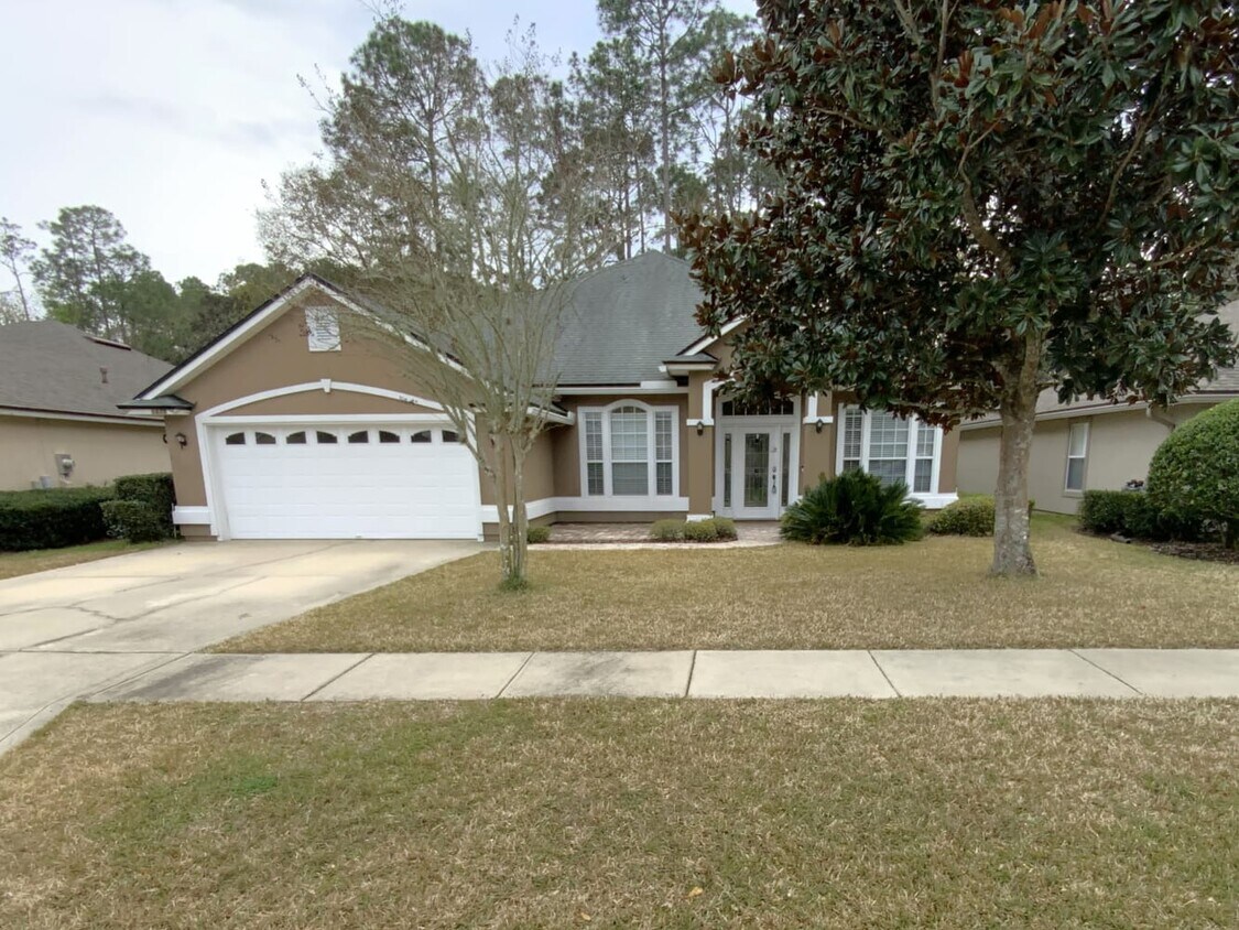 Primary Photo - 1275 Paradise Pond Rd