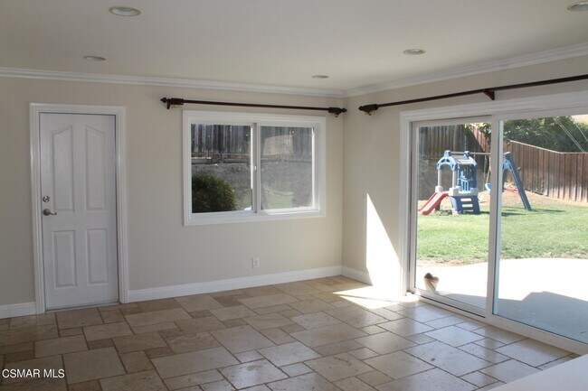 Building Photo - 3297 Lanier Pl