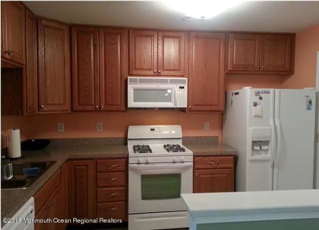 Building Photo - 359 Brookfield Dr