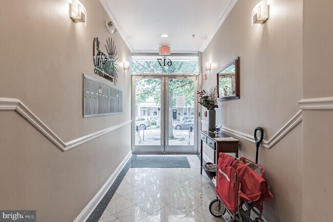 Foto del edificio - 617 Jefferson St NW