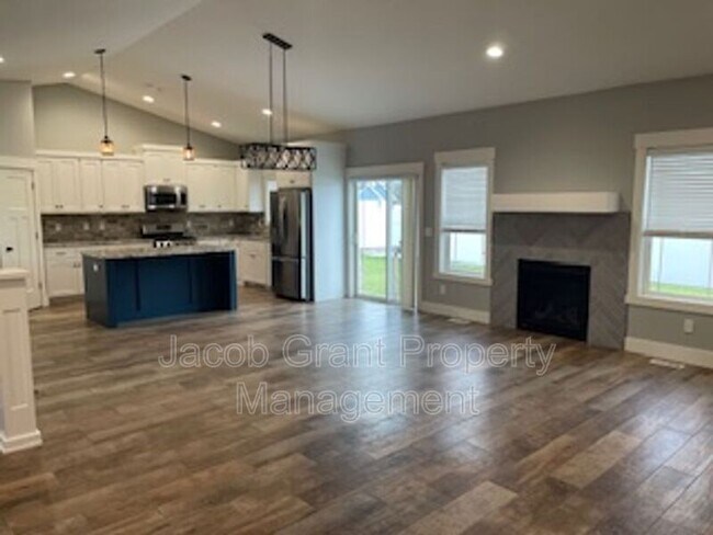 Foto del edificio - 4828 Luxor Dr