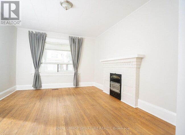 Building Photo - 393 Milverton Blvd